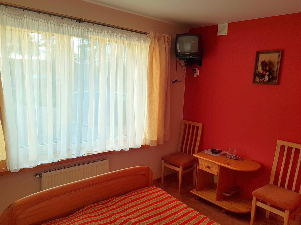 Motel Piligrimo Uzeiga Kadares Zewnętrze zdjęcie